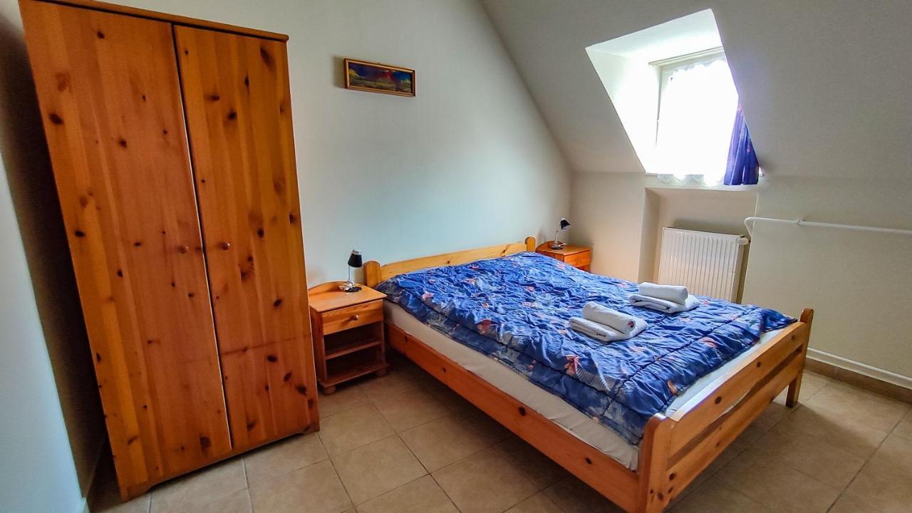 Afrodite Apartmanok Eger Exterior photo