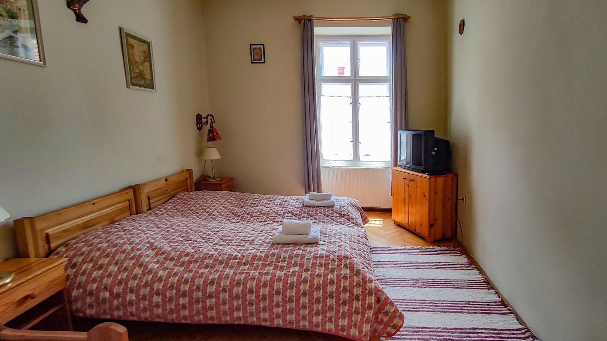 Afrodite Apartmanok Eger Exterior photo